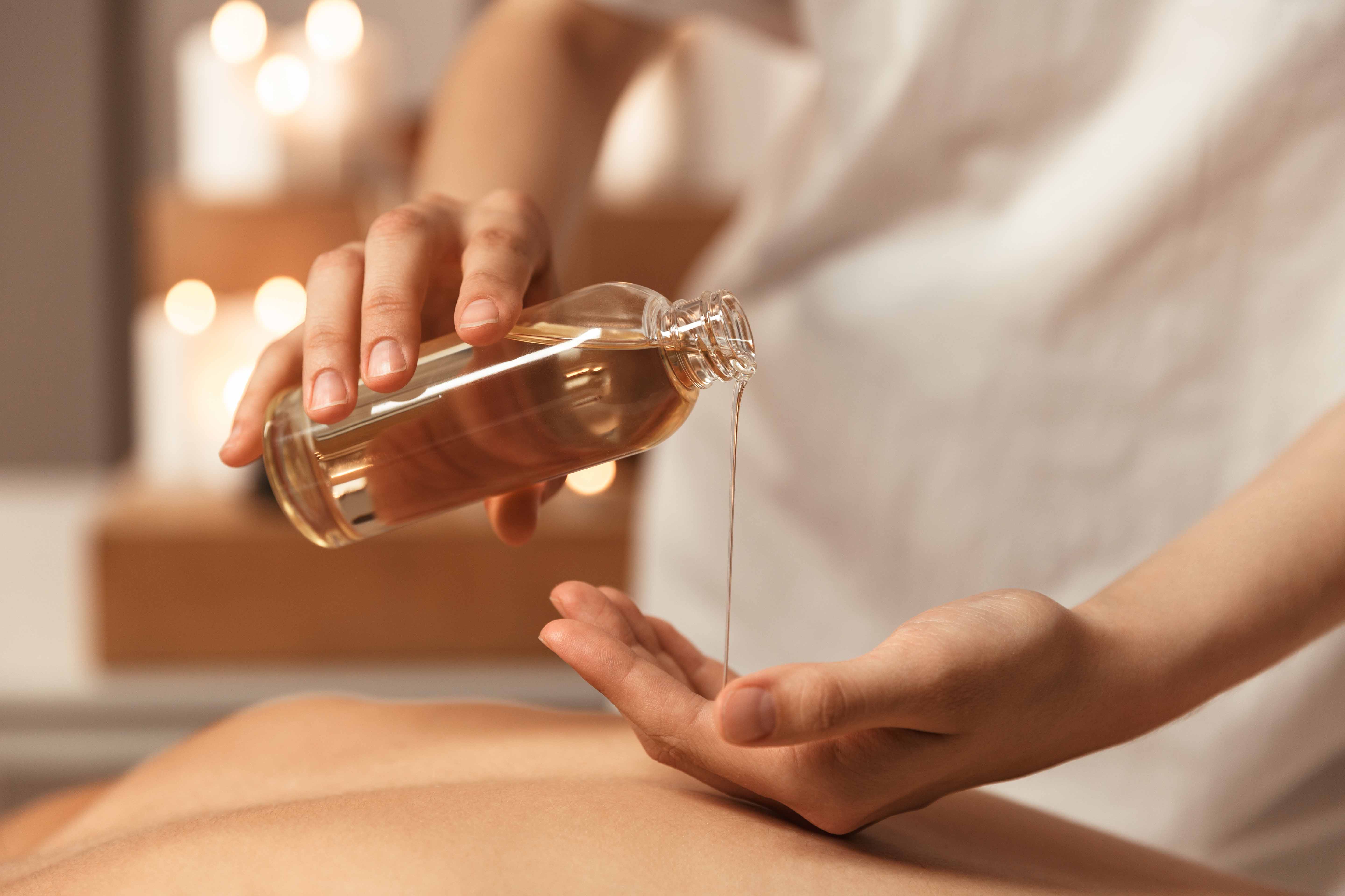 Three Reasons to Use A Body Oil Every Day